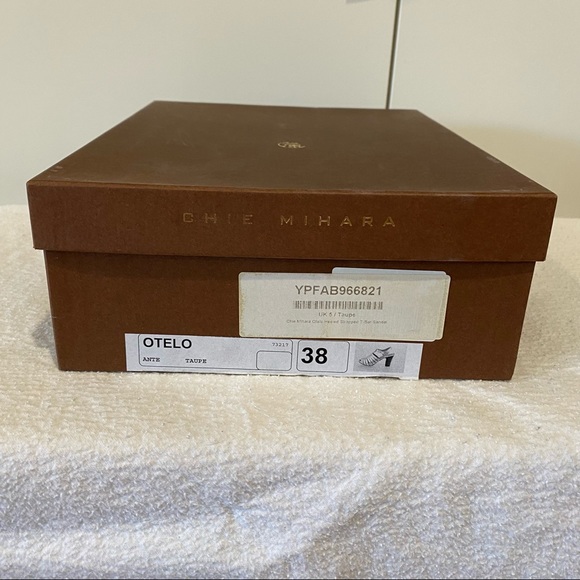 Chie Mihara strappy platform sandals in taupe. Sz 38. - Picture 9 of 9